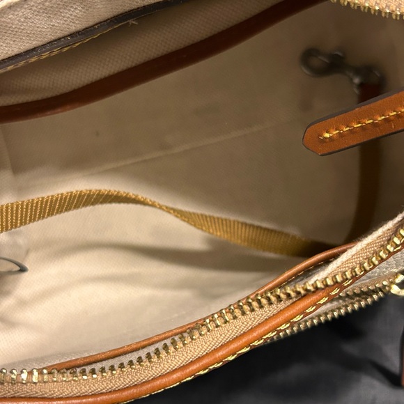 Dooney & Bourke White and Brown Leather Shoulder Bag - Picture 8 of 15